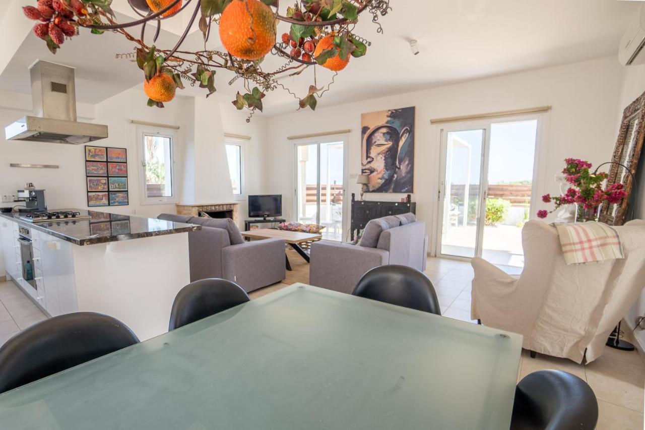Villa Chill And Joy Paralimni Exterior foto
